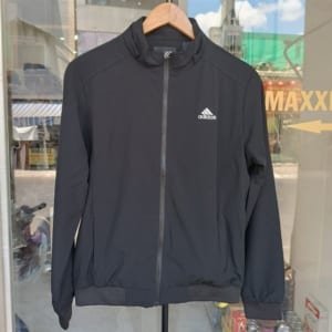 Áo khoác gió đen