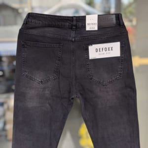 Quần jean DEFOXX đen wash rách