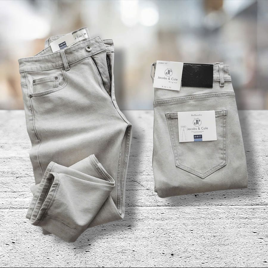Quần jean Jacobs Cole ôm size 28 29 30 31 32 34 36 là dòng sản phẩm hướng đến phong cách nam giới hiện đại, ưu tiên sự gọn gàng và tinh tế.